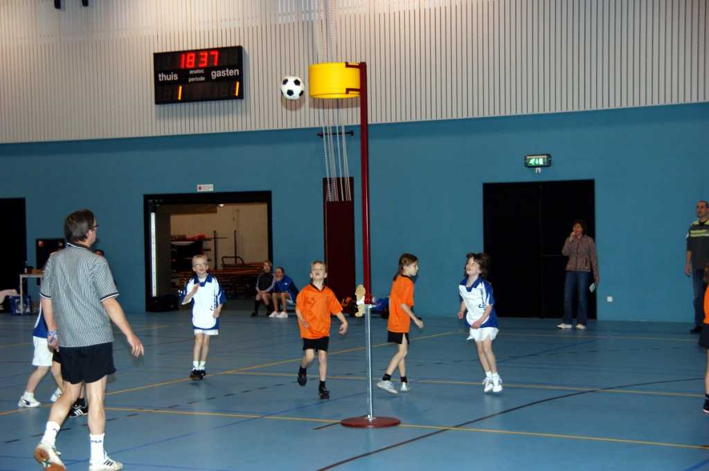 Korfbal E2 09 januari 2010-10.JPG